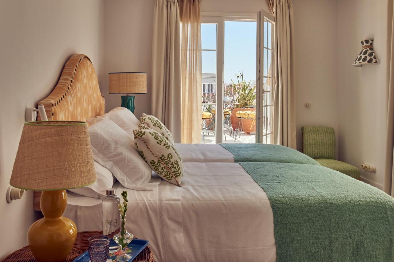 Cristine Bedfor Mahon Hotel Luaran gambar